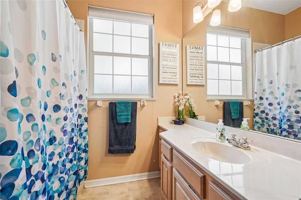For Sale: $389,000 (3 beds, 2 baths, 2047 Square Feet)