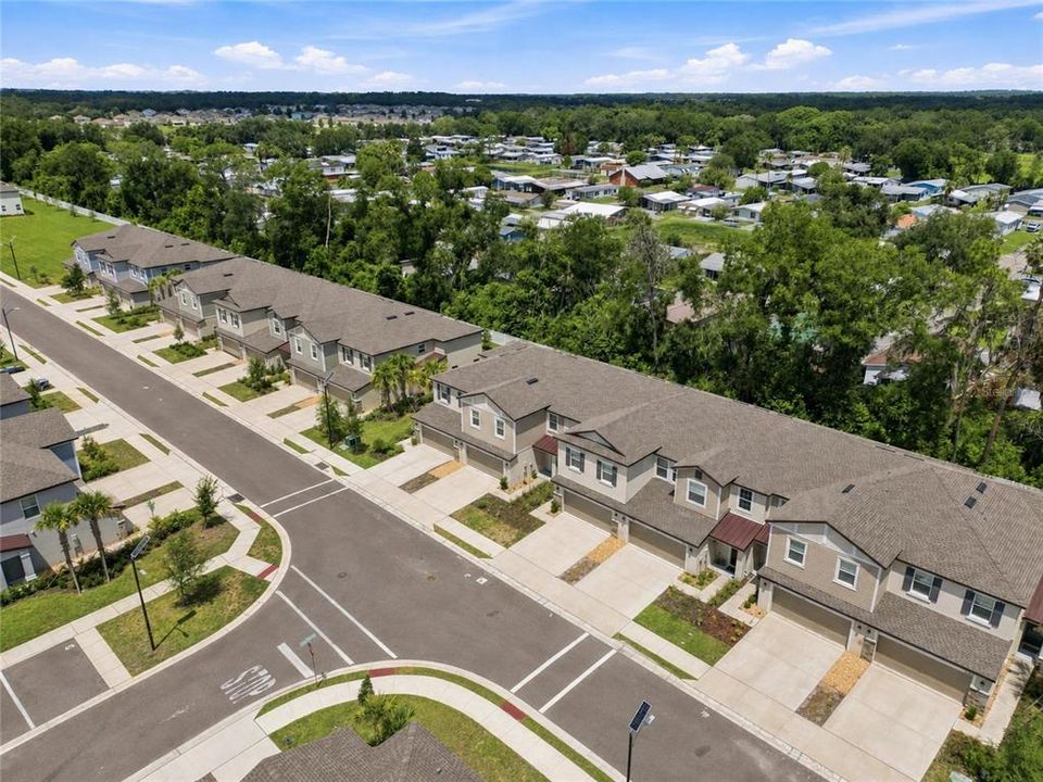 For Sale: $343,500 (3 beds, 2 baths, 2319 Square Feet)