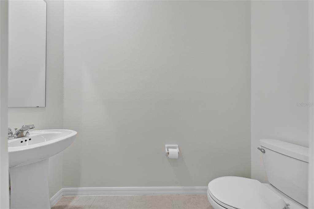 For Sale: $343,500 (3 beds, 2 baths, 2319 Square Feet)