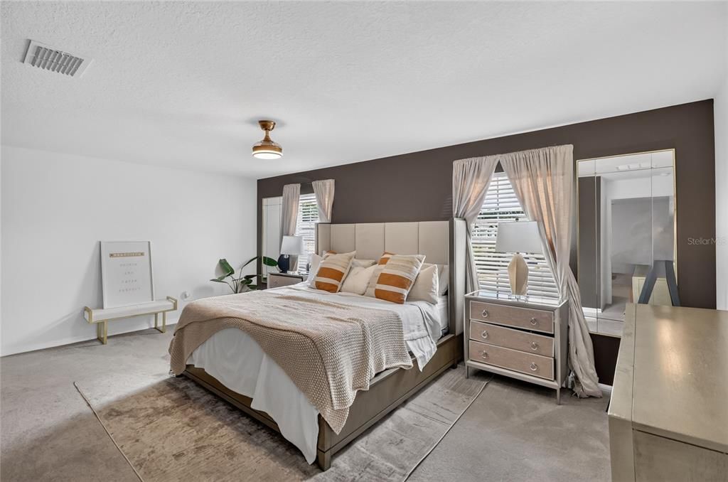 For Sale: $343,500 (3 beds, 2 baths, 2319 Square Feet)