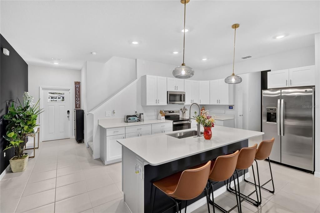 For Sale: $343,500 (3 beds, 2 baths, 2319 Square Feet)