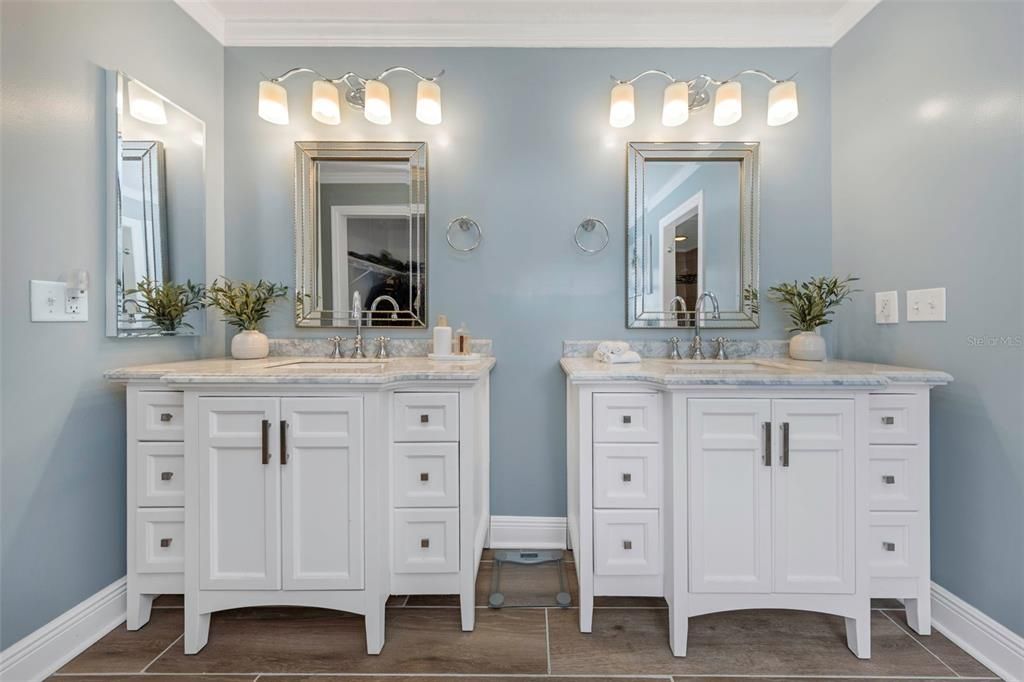 For Sale: $749,900 (4 beds, 3 baths, 2215 Square Feet)