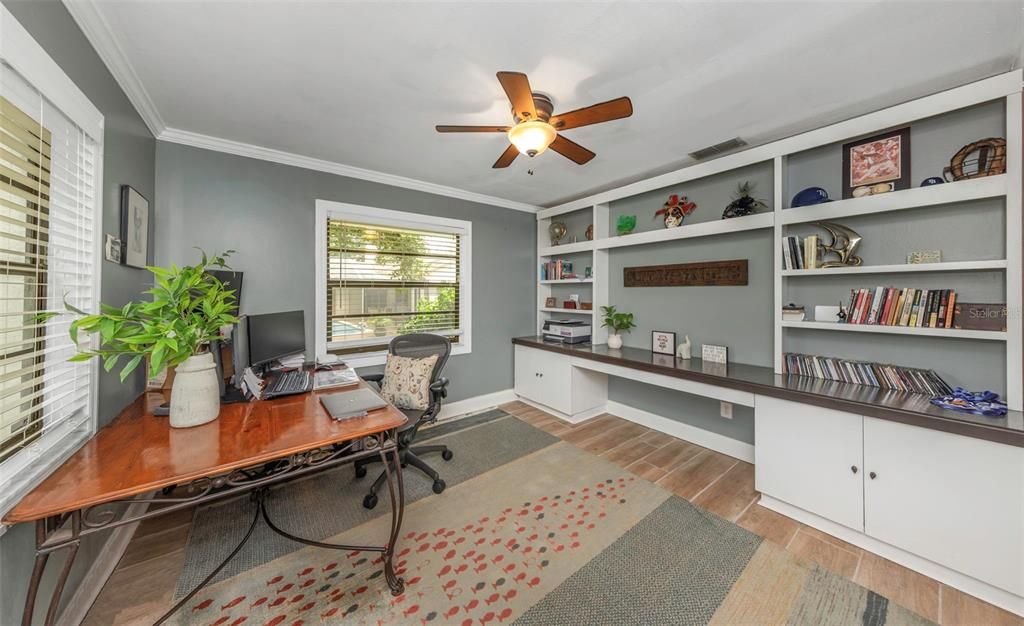 For Sale: $749,900 (4 beds, 3 baths, 2215 Square Feet)