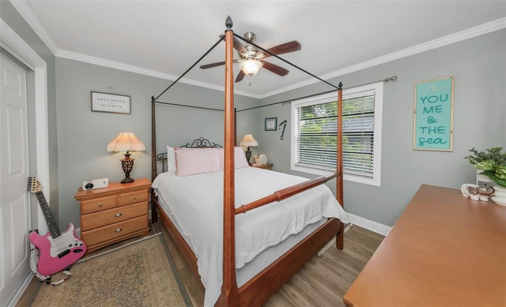 For Sale: $749,900 (4 beds, 3 baths, 2215 Square Feet)