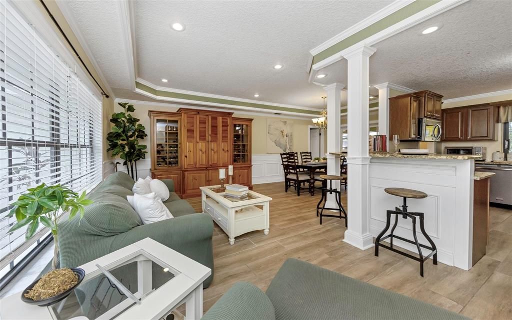 For Sale: $749,900 (4 beds, 3 baths, 2215 Square Feet)