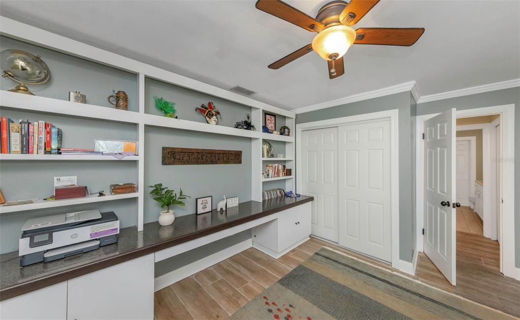 For Sale: $749,900 (4 beds, 3 baths, 2215 Square Feet)