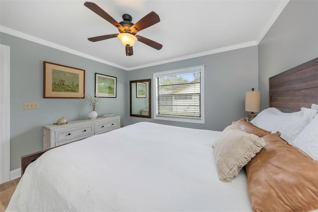 For Sale: $749,900 (4 beds, 3 baths, 2215 Square Feet)