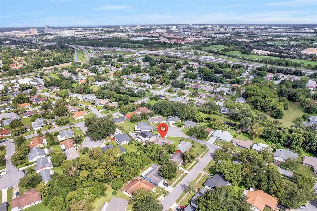 For Sale: $375,000 (2 beds, 2 baths, 2061 Square Feet)
