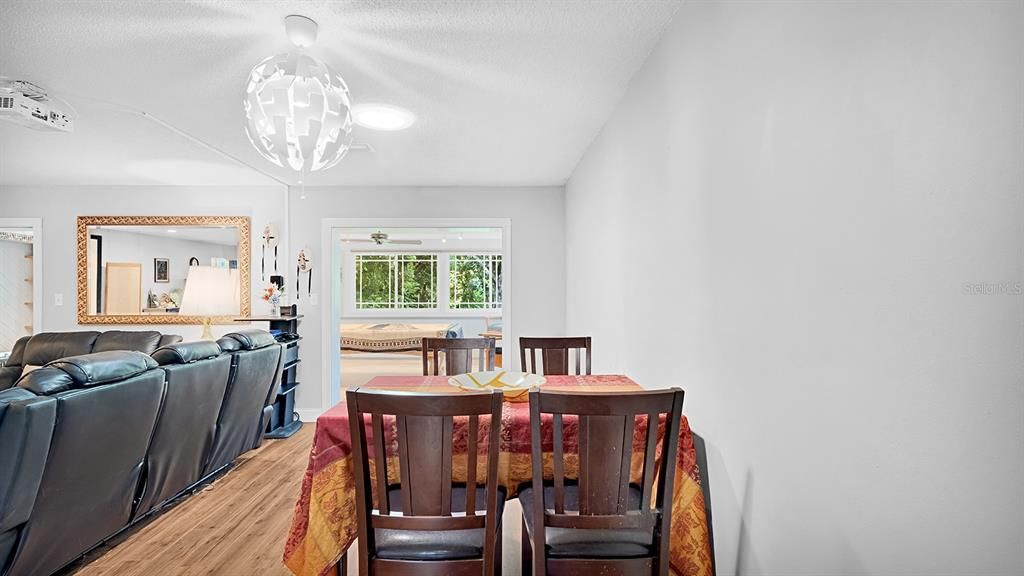 For Sale: $375,000 (2 beds, 2 baths, 2061 Square Feet)
