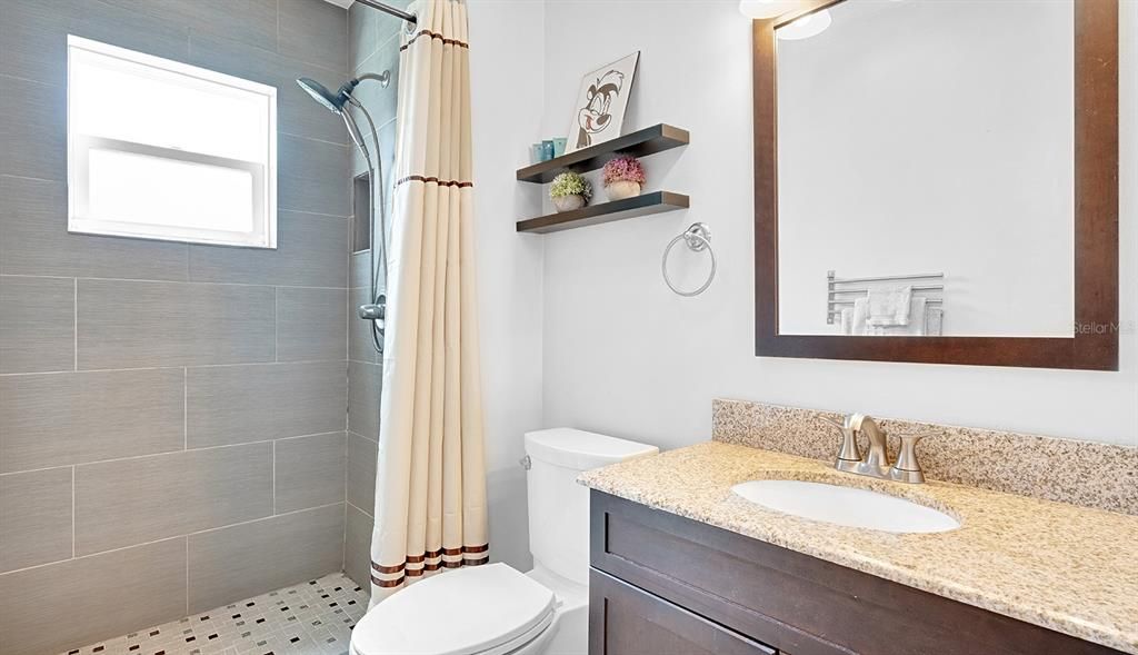 For Sale: $375,000 (2 beds, 2 baths, 2061 Square Feet)