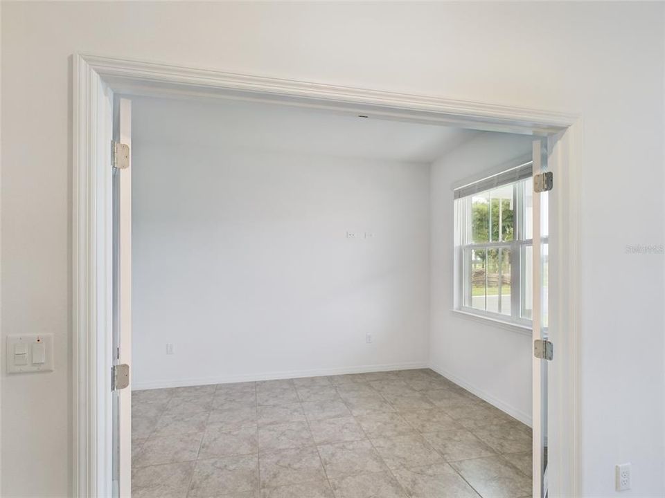 En Renta: $2,600 (3 camas, 2 baños, 2035 Pies cuadrados)