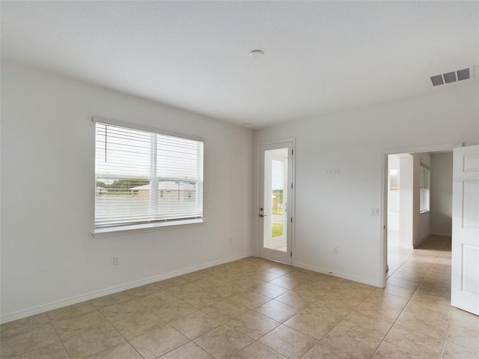 En Renta: $2,600 (3 camas, 2 baños, 2035 Pies cuadrados)