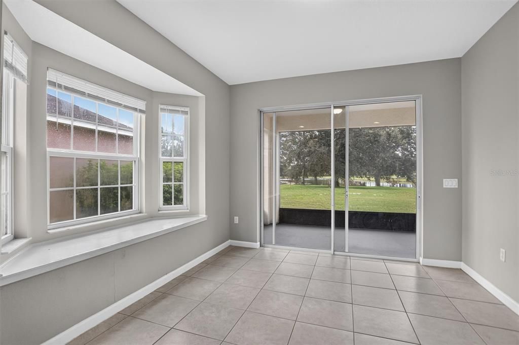 For Sale: $524,900 (5 beds, 4 baths, 3519 Square Feet)