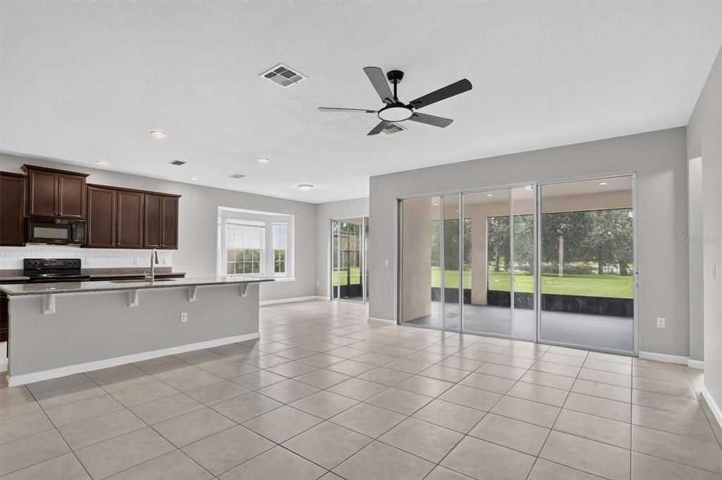 For Sale: $524,900 (5 beds, 4 baths, 3519 Square Feet)