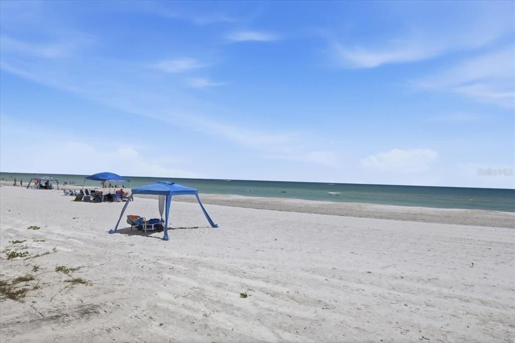 For Sale: $874,900 (2 beds, 2 baths, 1320 Square Feet)