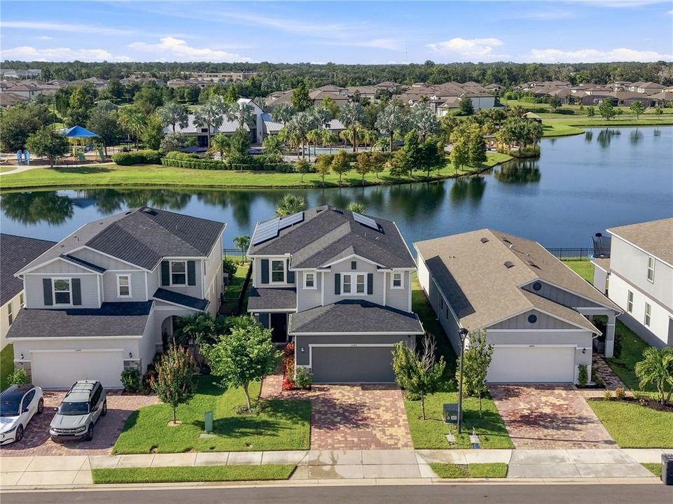 En Venta: $449,000 (3 camas, 2 baños, 2391 Pies cuadrados)