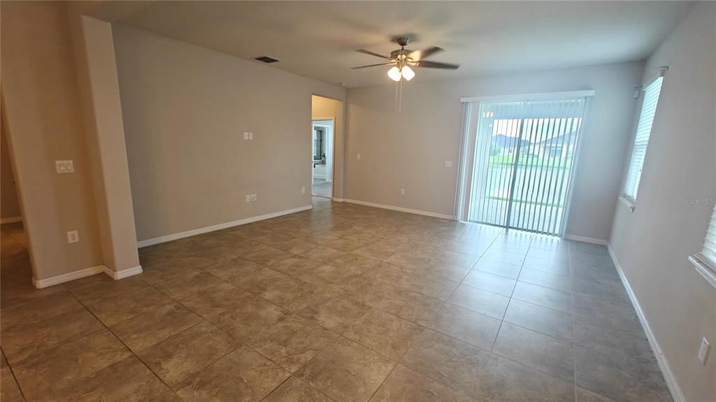 For Rent: $3,299 (4 beds, 4 baths, 2811 Square Feet)