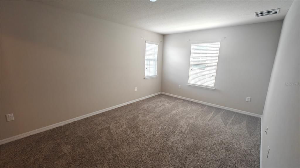 For Rent: $3,299 (4 beds, 4 baths, 2811 Square Feet)