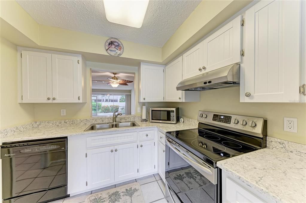 En Venta: $214,900 (2 camas, 2 baños, 1118 Pies cuadrados)
