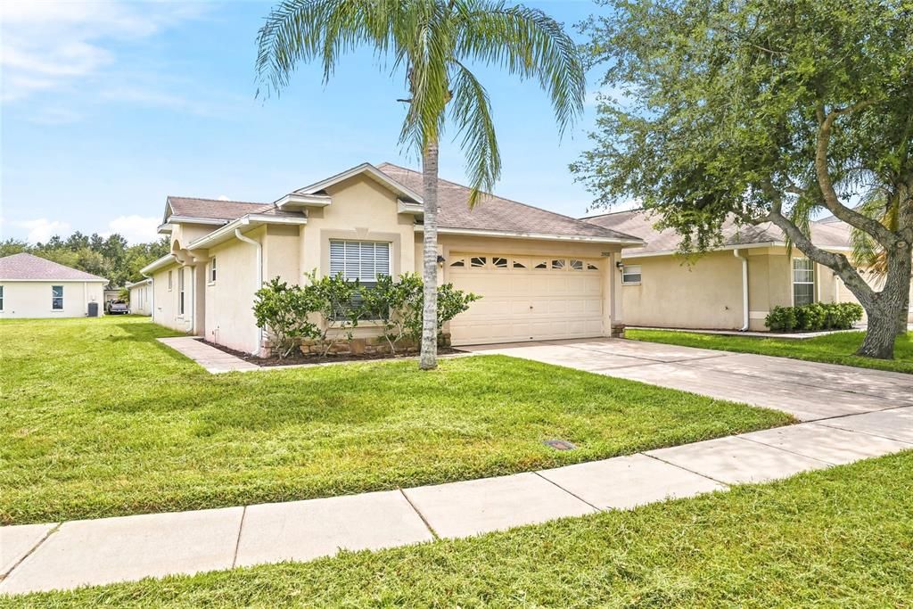 For Sale: $327,000 (3 beds, 2 baths, 1500 Square Feet)