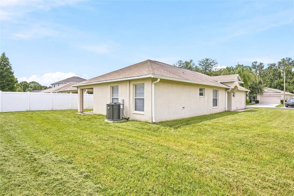 For Sale: $327,000 (3 beds, 2 baths, 1500 Square Feet)