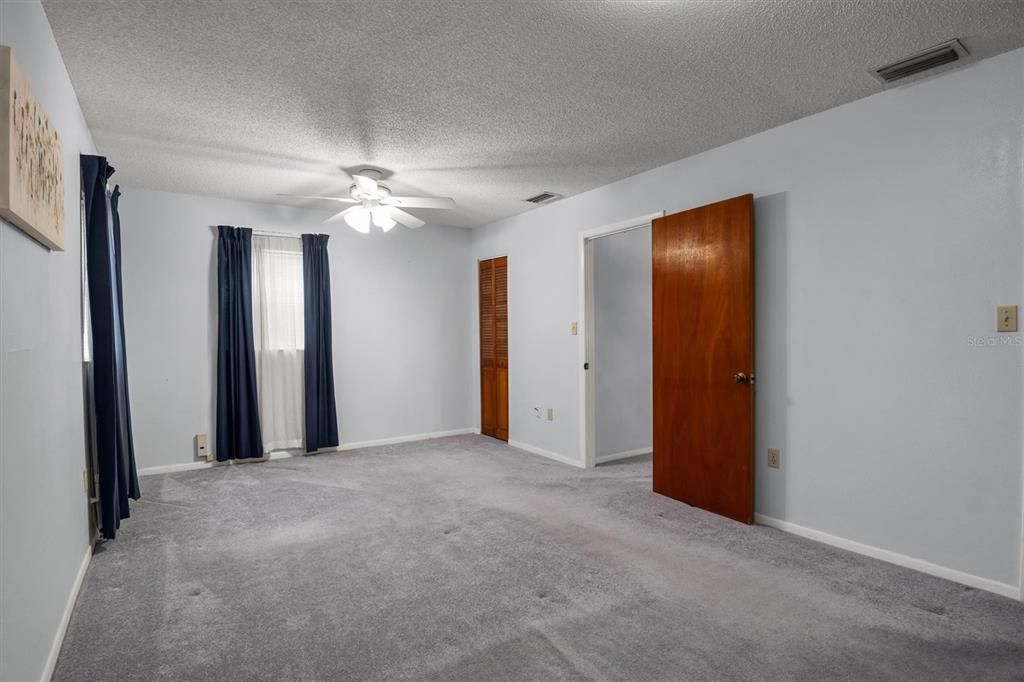 En Venta: $219,900 (2 camas, 2 baños, 1314 Pies cuadrados)