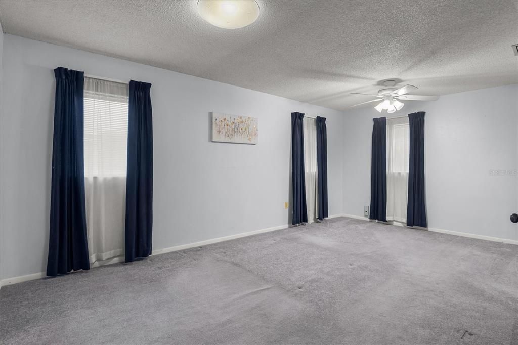 En Venta: $219,900 (2 camas, 2 baños, 1314 Pies cuadrados)