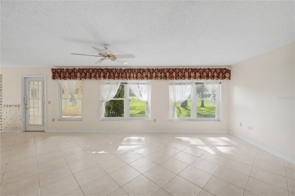 For Sale: $280,000 (2 beds, 2 baths, 1674 Square Feet)