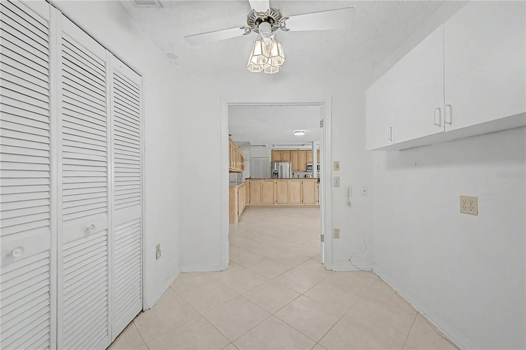 For Sale: $280,000 (2 beds, 2 baths, 1674 Square Feet)