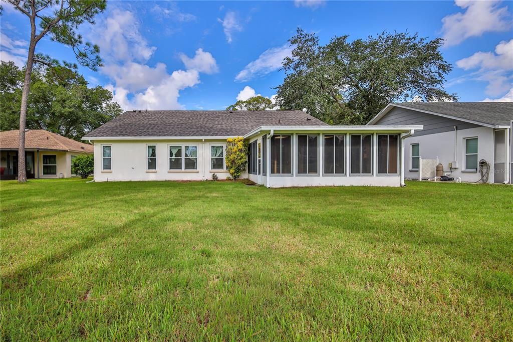 For Sale: $280,000 (2 beds, 2 baths, 1674 Square Feet)