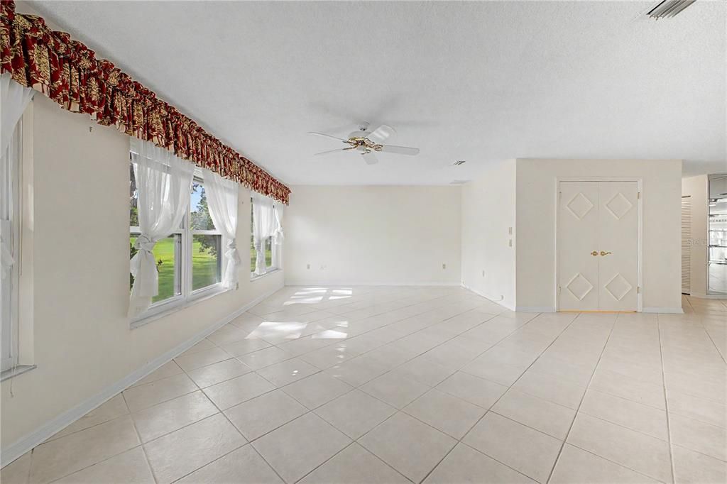 For Sale: $280,000 (2 beds, 2 baths, 1674 Square Feet)