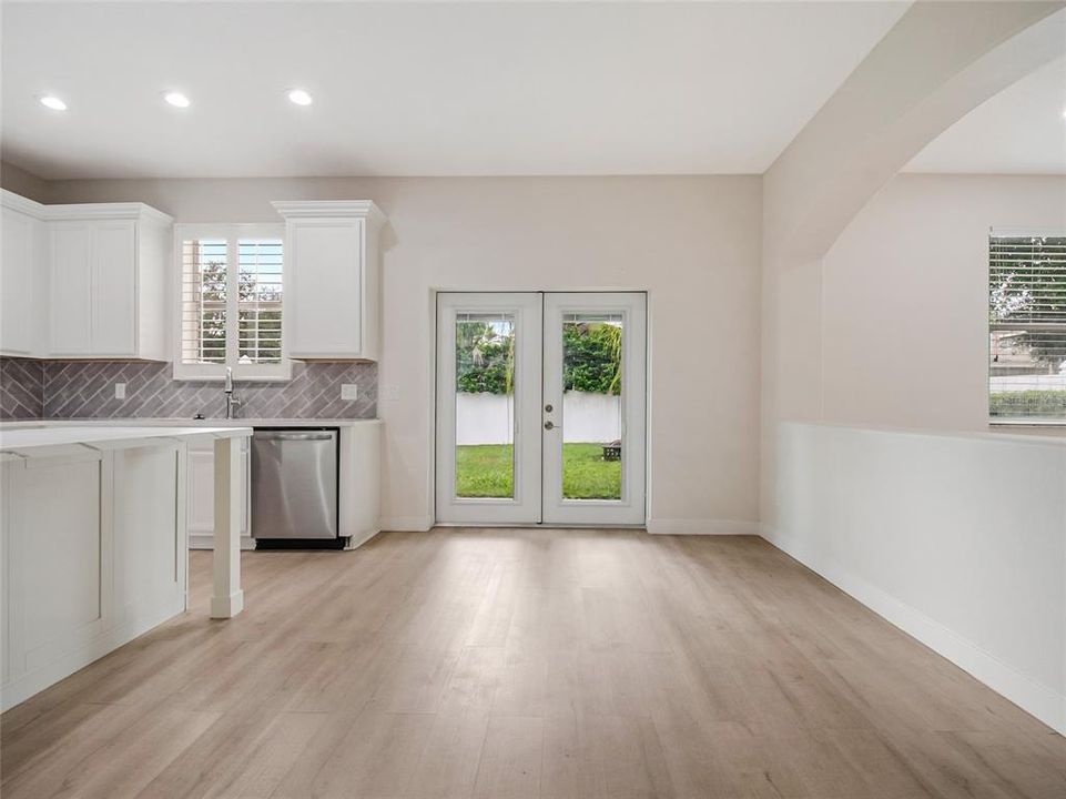 En Renta: $3,700 (4 camas, 2 baños, 2439 Pies cuadrados)