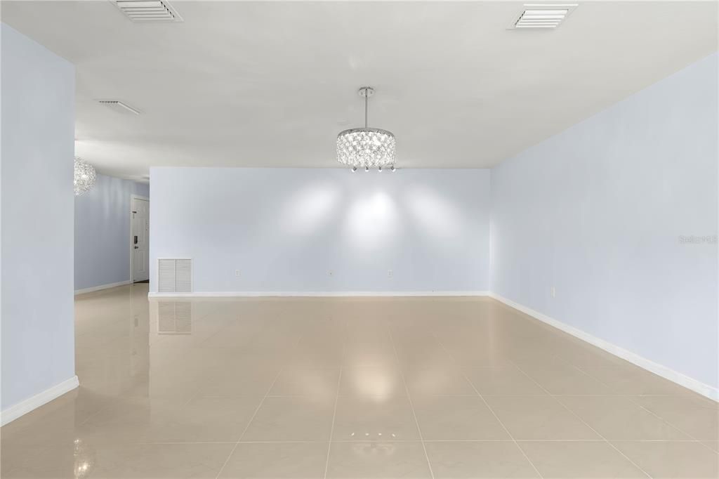 В аренду: $1,790 (2 спален, 2 ванн, 1245 Квадратных фут)