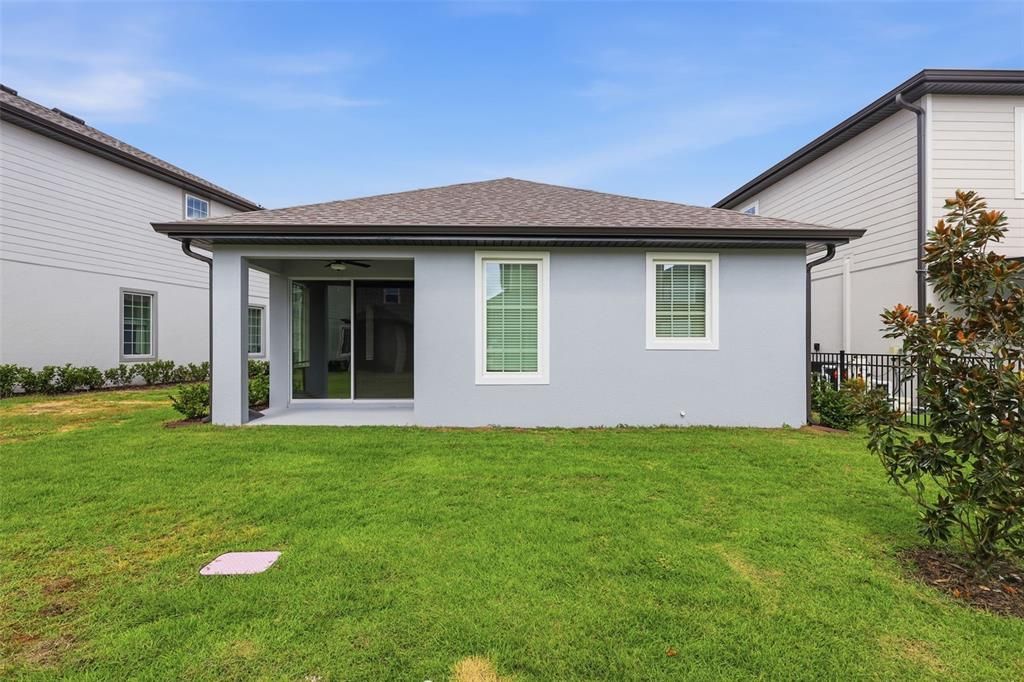 For Sale: $425,900 (3 beds, 2 baths, 1553 Square Feet)