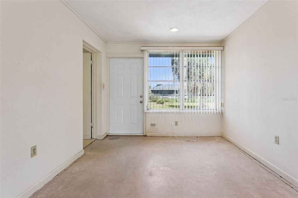 En Venta: $250,000 (2 camas, 2 baños, 1080 Pies cuadrados)