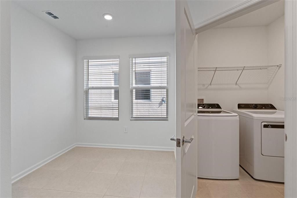 For Rent: $2,500 (3 beds, 2 baths, 1713 Square Feet)