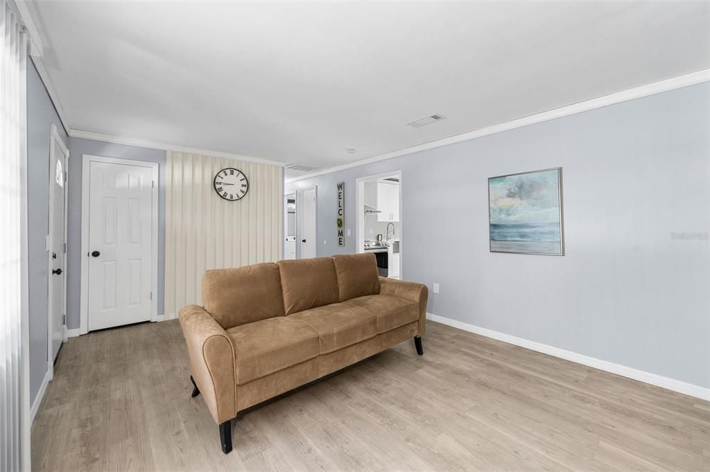 For Sale: $295,900 (3 beds, 2 baths, 1430 Square Feet)