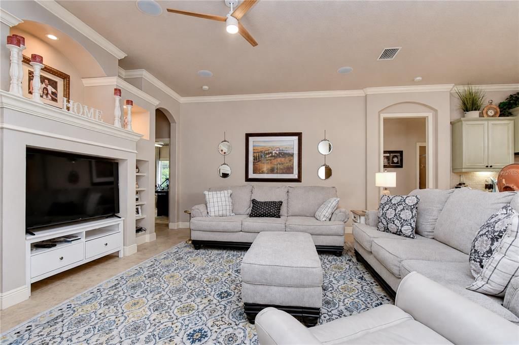 For Sale: $935,000 (4 beds, 3 baths, 3314 Square Feet)