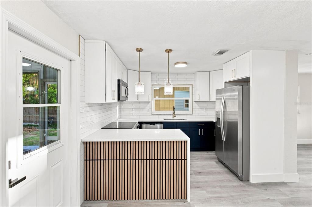 For Sale: $247,900 (3 beds, 2 baths, 1104 Square Feet)