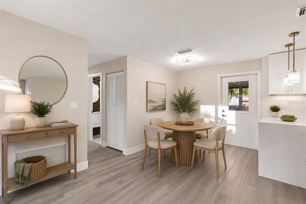 For Sale: $247,900 (3 beds, 2 baths, 1104 Square Feet)