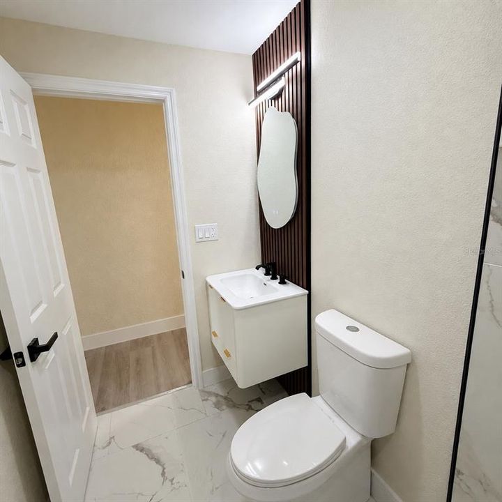 For Sale: $247,900 (3 beds, 2 baths, 1104 Square Feet)