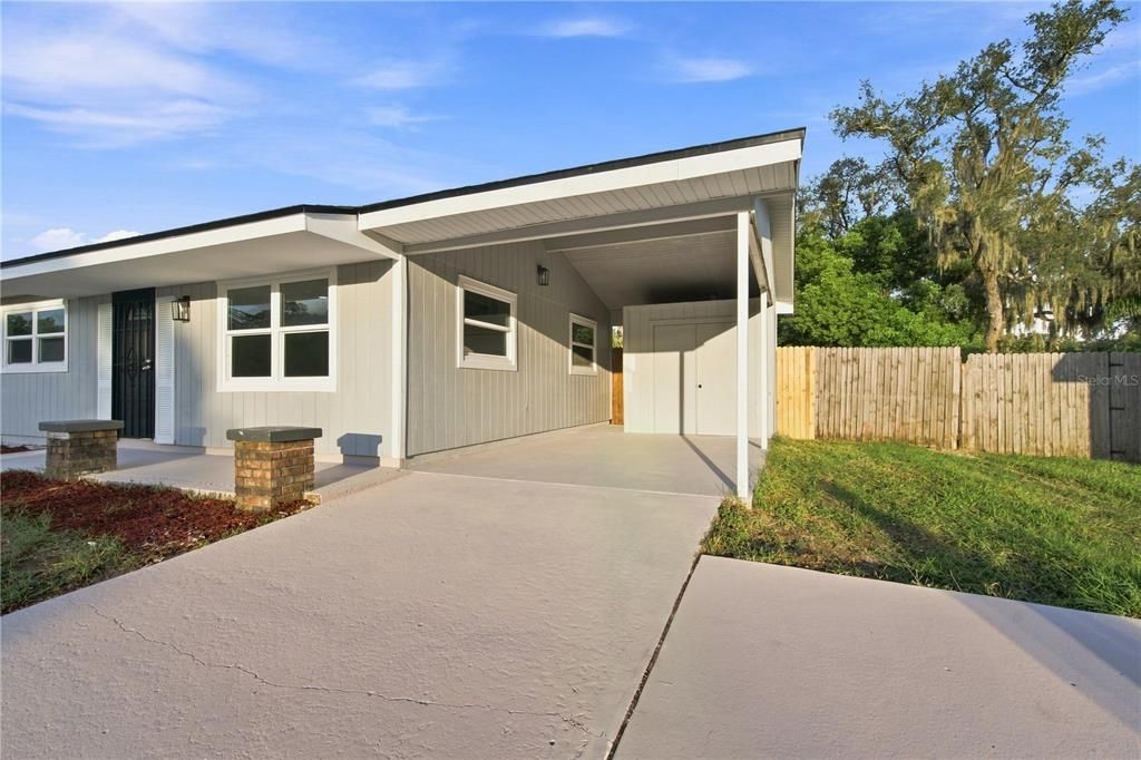 For Sale: $247,900 (3 beds, 2 baths, 1104 Square Feet)