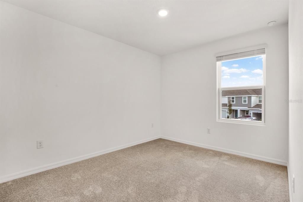En Renta: $1,995 (3 camas, 2 baños, 1373 Pies cuadrados)