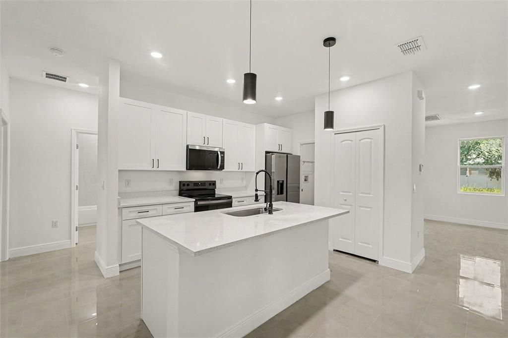 For Sale: $363,000 (3 beds, 2 baths, 1845 Square Feet)