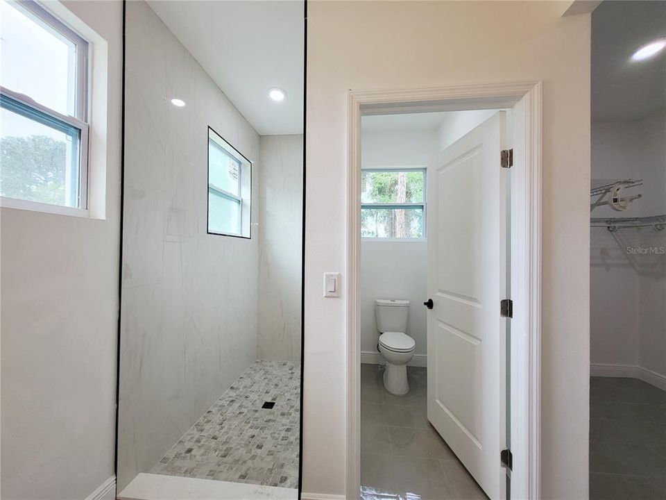 For Sale: $363,000 (3 beds, 2 baths, 1845 Square Feet)