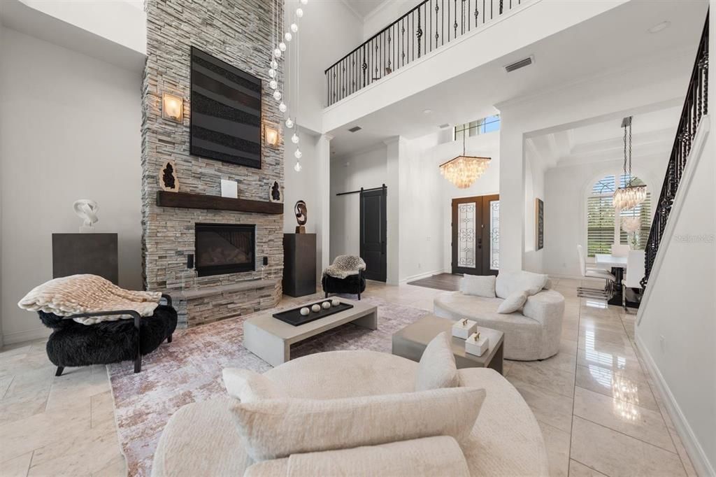 En Venta: $2,995,000 (5 camas, 5 baños, 4286 Pies cuadrados)