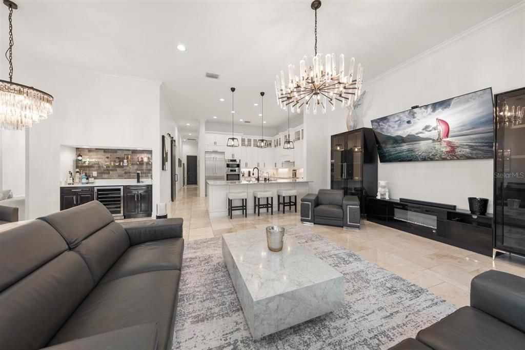 En Venta: $2,995,000 (5 camas, 5 baños, 4286 Pies cuadrados)