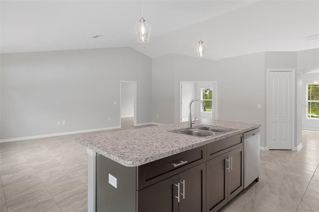 For Sale: $369,900 (3 beds, 2 baths, 1965 Square Feet)