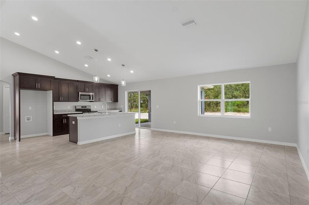 For Sale: $369,900 (3 beds, 2 baths, 1965 Square Feet)