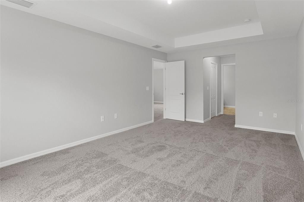 For Sale: $369,900 (3 beds, 2 baths, 1965 Square Feet)